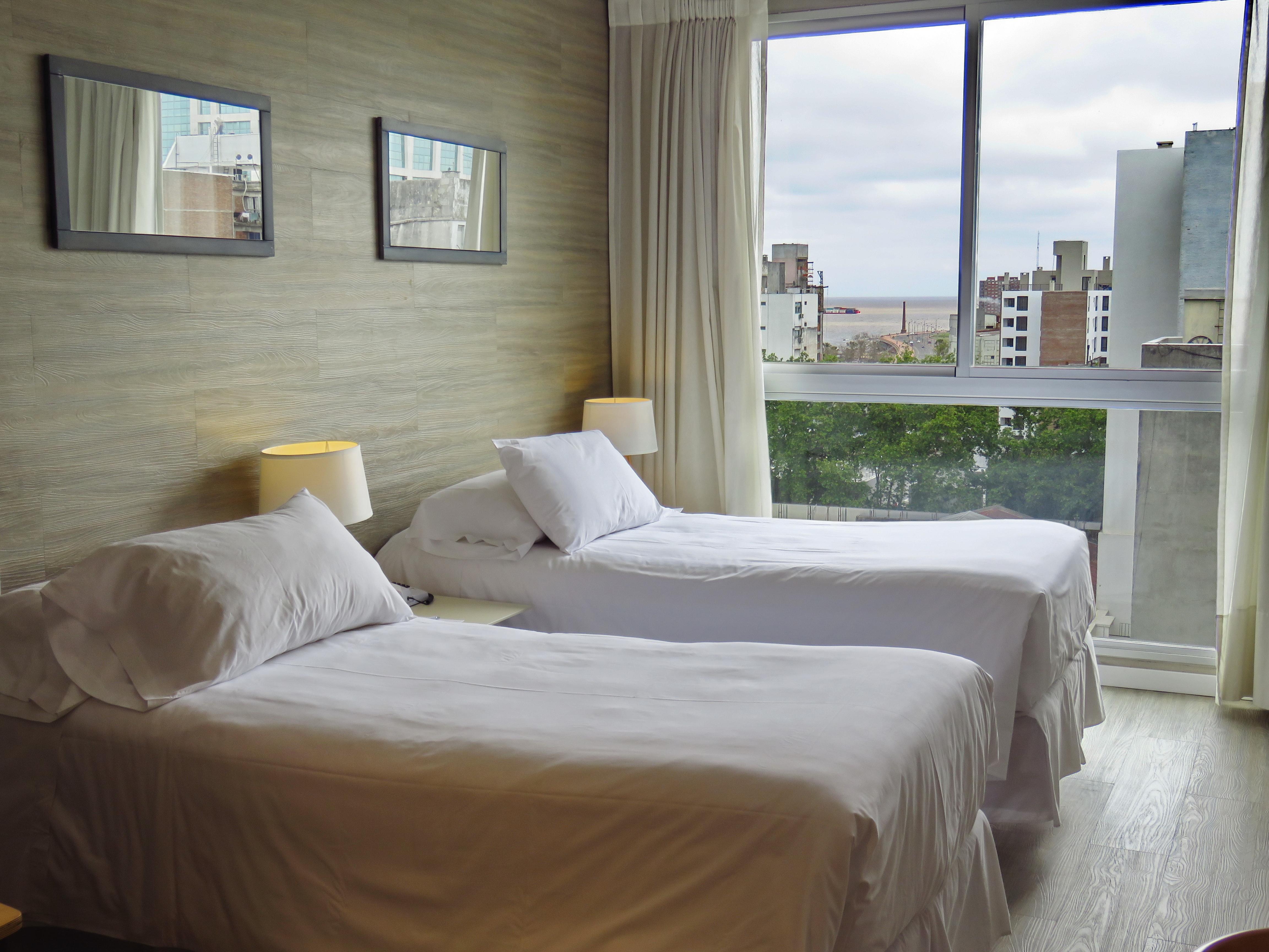 Smart Hotel Montevideo Exteriör bild