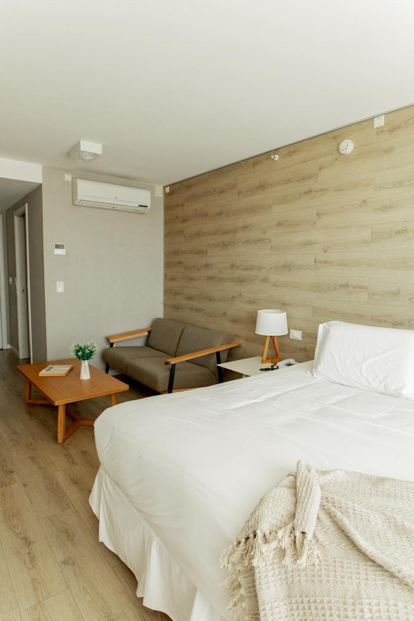 Smart Hotel Montevideo Exteriör bild